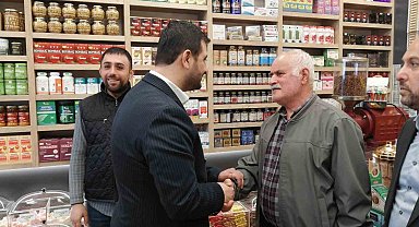 AK Parti İstanbul Milletvekili Adayı Yunus Fırat Aydın, Kartal'da esnafı ziyaret etti