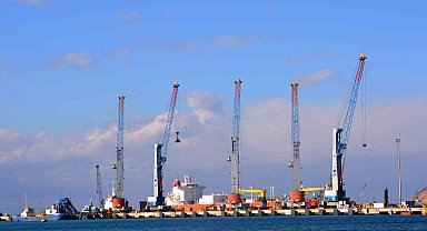 Aliağa limanları ilk çeyrekte rekor kırdı