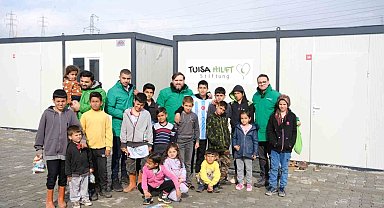 Almanya'dan Türkiye'ye kurulan gönül köprüsüyle yardımlar deprem bölgesine ulaştırıldı