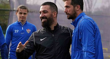 Arda Turan, Eyüpspor ile ilk antrenmanına çıktı