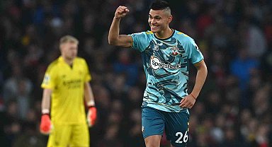 Arsenal'a bir çelme de Southampton'dan