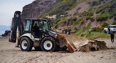 Ayvalık Plajlarında Yaz Hazırlığı