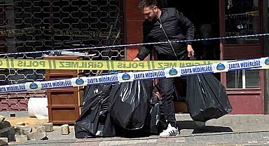 Bahçelievler'de Kolonları Çatlayan Binada Oturanlar Eşyalarını Aldı