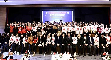 Bahçeşehir Kolejinin 161 öğrencisi dünyanın önde gelen 477 üniversiteden kabul aldı