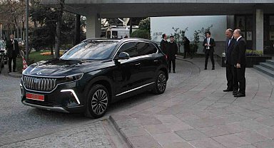 Bakan Çavuşoğlu, Mısırlı mevkidaşı Şukri'yi Togg ile iftara götürdü