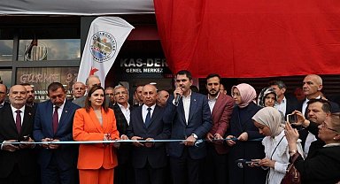 Bakan Kurum: "Sahada 93 bin konutumuzun dönüşüm çalışmalarına hızla devam ediyoruz"