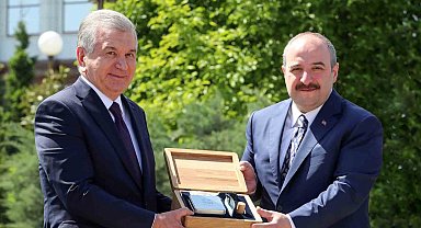 Bakan Mustafa Varank'tan Bursaspor'a Destek