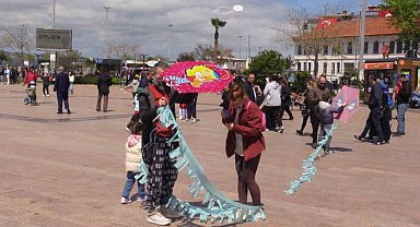 Bandırma'da uçurtma şenliği