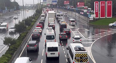 Basın Ekspres yolunda trafik durma noktasına geldi