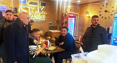 Başkan Altınok, sahurda esnafı ziyaret etti