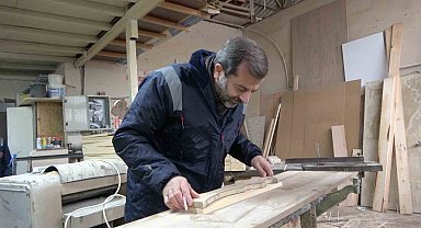 Başkan Işık yeleğini giydi, imalathaneye girdi