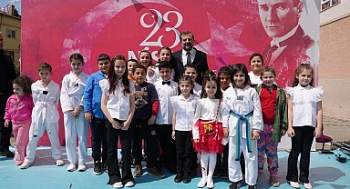 Başkan Mustafa Işık, "umudumuzun ışıkları çocuklarımızın gözlerindeki bayram ışıltısı hiç sönmesin"