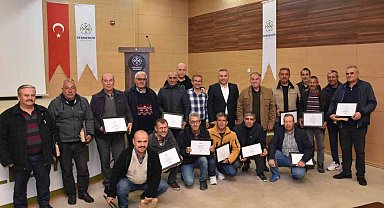 Başkan Öndeş, EYT'den emekli olan personellerine "Teşekkür Belgesi" takdim etti