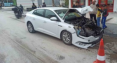 Başkentte 1 kişinin yaralandığı kaza güvenlik kamerasına yansıdı