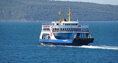Bozcaada ve Gökçeada'ya yarınki bazı feribot seferlerine fırtına engeli