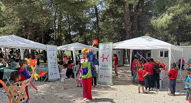 bp, 23 Nisan'ı Hatay'daki çocuklarla kutladı