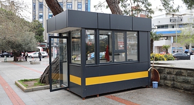 Burhaniye’de Taksi Durakları Tek Tip Oluyor