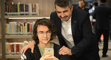 Bursa'da çevreci "724" uyumayan kütüphanede "sıfır plastik" bilinci