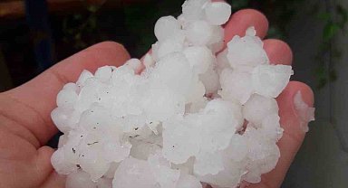 Bursa'da misket büyüklüğünde dolu yağdı