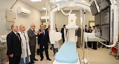 BUÜ Hastanesi'ne yeni biplan koroner anjiyografi cihazı hizmete başladı