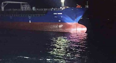 Çanakkale Boğazı'nda kimyasal yüklü tanker makine arızası yaptı