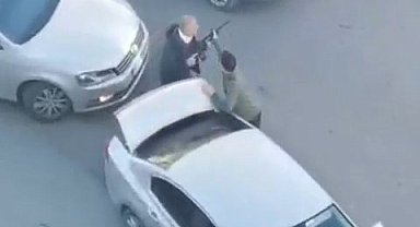 Çekmeköy'de yumruklar havada uçuştu, bagajdan uzun namlulu silah çıkarttı