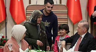 Cumhurbaşkanı Erdoğan: "Diğer sınamalar gibi deprem felaketinin de altında kalmadık, Allah'ın izniyle kalmayacağız"