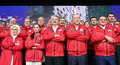 Cumhurbaşkanı Erdoğan ve Azerbaycan Cumhurbaşkanı Aliyev TEKNOFEST'te