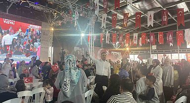 Depremzede çocuklar Beyoğlu'nda düzenlenen 23 Nisan etkinliğinde buluştu