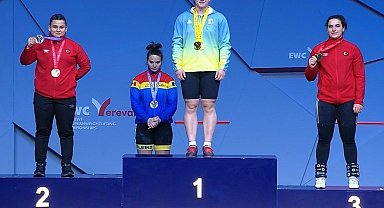 Dilara Narin, halterde Avrupa ikincisi