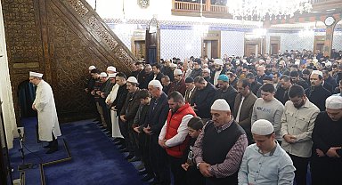 Diyanet İşleri Başkanı Erbaş, Hacı Bayram Veli Camii'nde teravih namazı kıldırdı