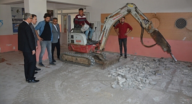 Edremit'te okullar güçlendiriliyor