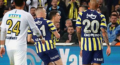 Emre Mor, Sivas deplasmanında cezalı duruma düştü