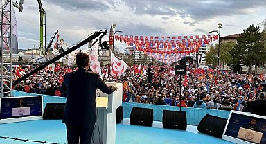 Fatih Erbakan: "Ülkemizi 7'li maşa ittifakına teslim etmemek adına Cumhur İttifakı'ndayız"