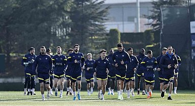 Fenerbahçe, Başakşehir maçı hazırlıklarını tamamladı