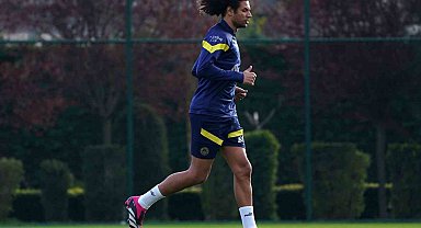 Fenerbahçe, Karagümrük maçı hazırlıklarına başladı