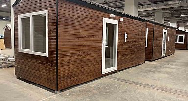 Gönüllülerin ürettiği 'taşınabilir afet evleri' deprem bölgesine yola çıktı