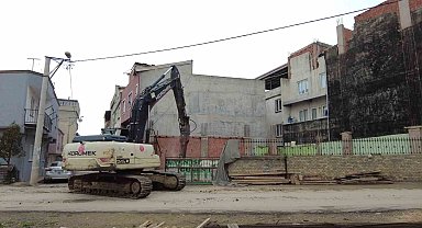 Gürsu Belediyesi kaçağa savaş açtı: 1 günde 6 yıkım