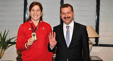 Hırvatistan’da bayrağımızı dalgalandıracak