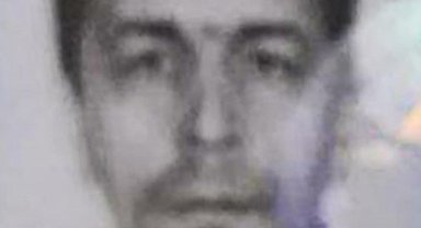 Husumetlisini sokak ortasında bıçaklayıp darp etti, o anlar güvenlik kamerasına yansıdı