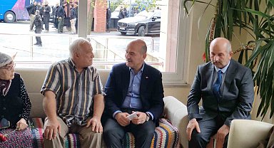 İçişleri Bakanı Soylu huzurevine ziyaret gerçekleştirdi