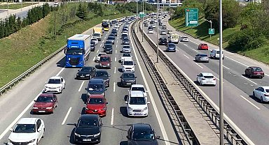 İstanbul Anadolu Yakası'nda trafik yoğunluğu yüzde 70'e ulaştı