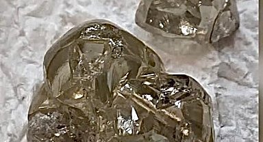 İstanbul'da şok operasyon: 1 milyon dolarlık elmas ele geçirildi