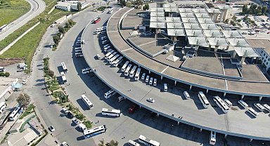 İzmir Otogarı bu bayram öncesi sakin