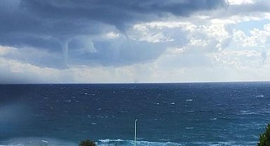 İzmir'de 2 gün üst üste hortum paniği