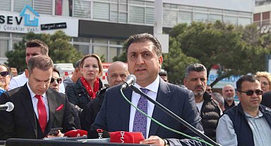 İzmir'de 23 Nisan coşkuyla kutlandı