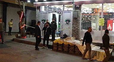 İzmir'de kahvehaneye silahlı saldırı: 1 ölü, 5 yaralı