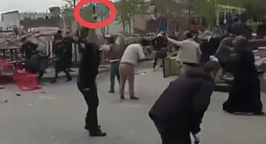 Kaçak bina yıkımında ortalık karıştı... Polis böyle havaya ateş açtı