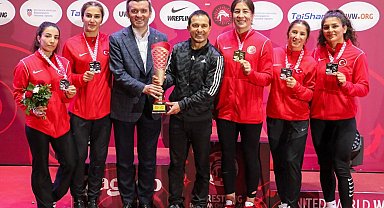 Kadın Milli Güreş Takımı Avrupa ikincisi oldu