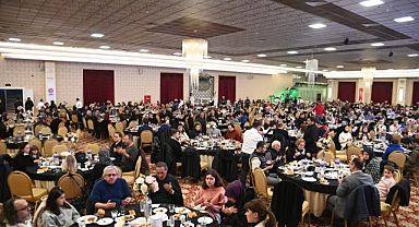 Karesi Ailesi İftar Bereketiyle Bir Araya Geldi